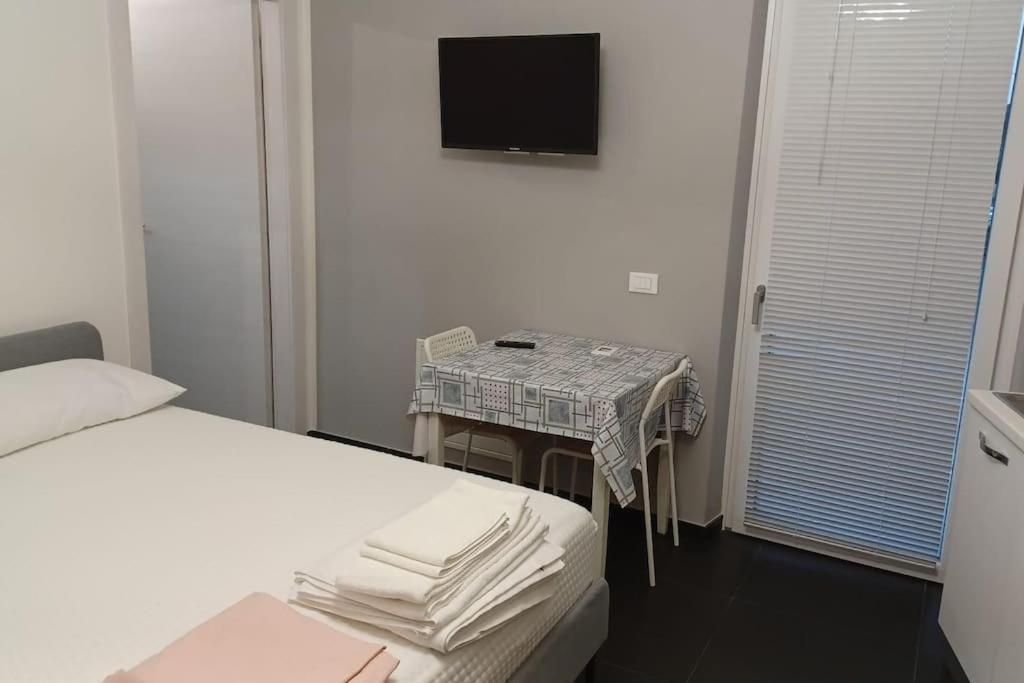 Studio Flat Verona 1 Balcone, Verona